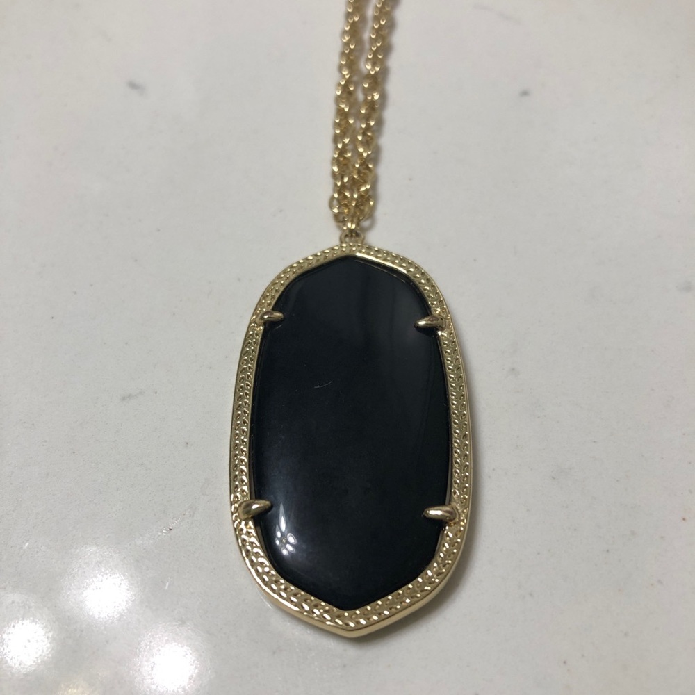 Kendra Scott Necklace